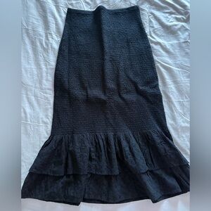 NWOT Abercrombie & Fitch Black Midi Skirt with Ruffle Hem